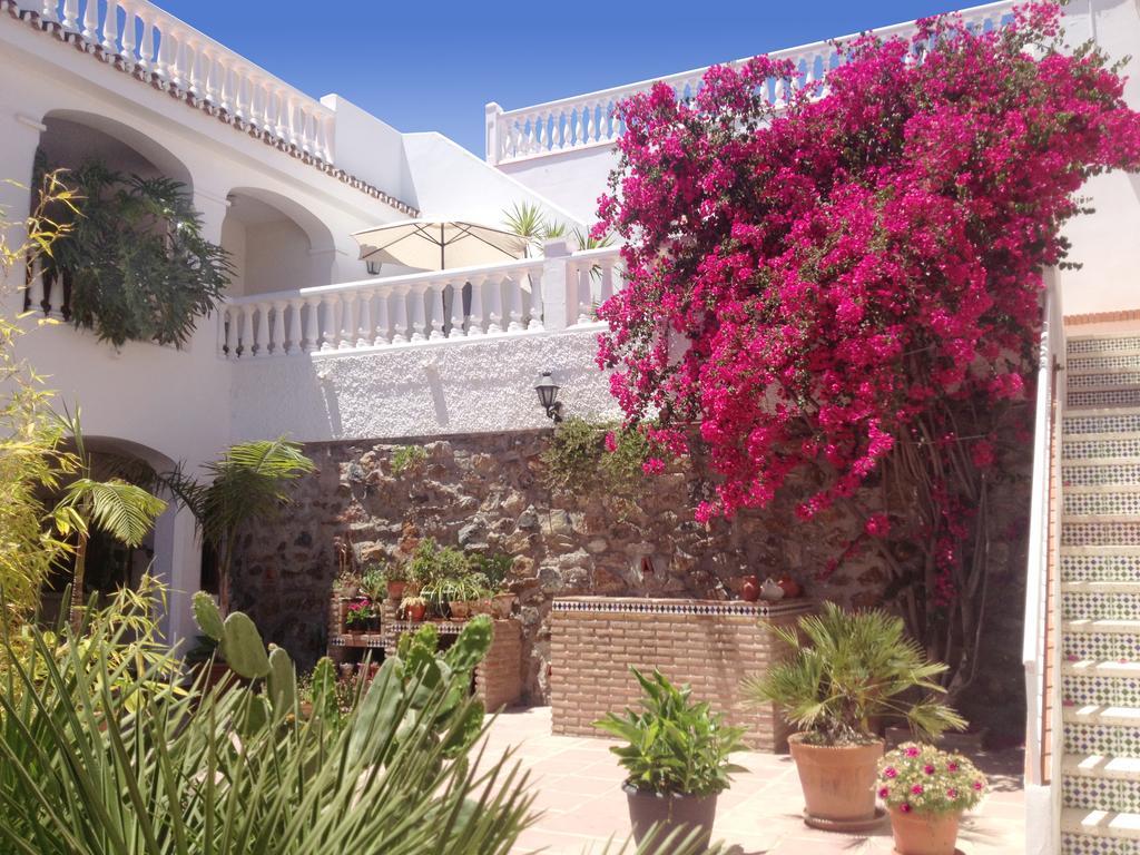 Apartamentos Turisticos La Mundial Málaga Extérieur photo