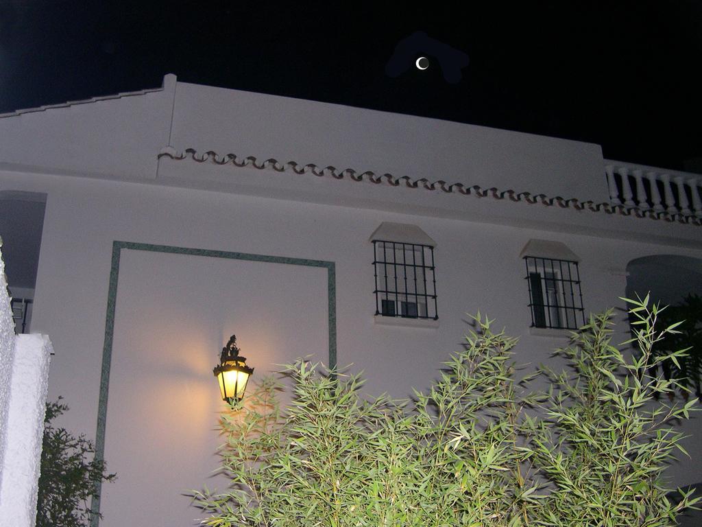 Apartamentos Turisticos La Mundial Málaga Extérieur photo