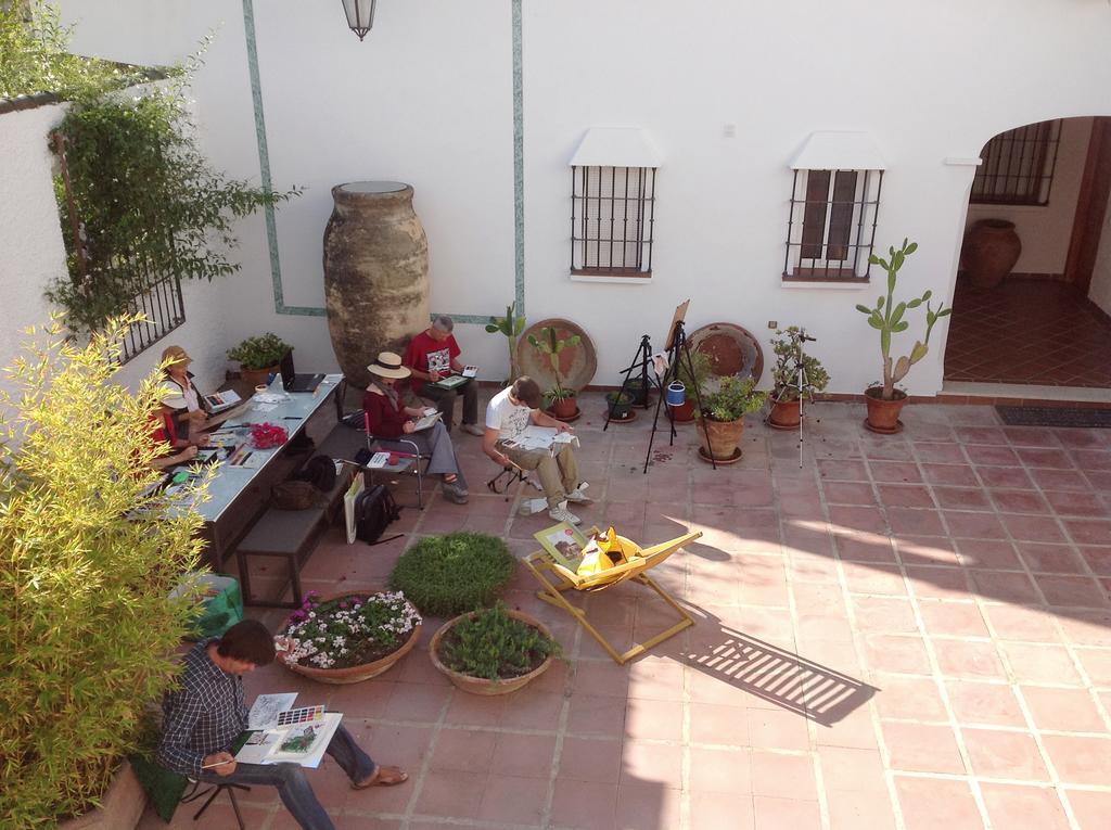 Apartamentos Turisticos La Mundial Málaga Extérieur photo