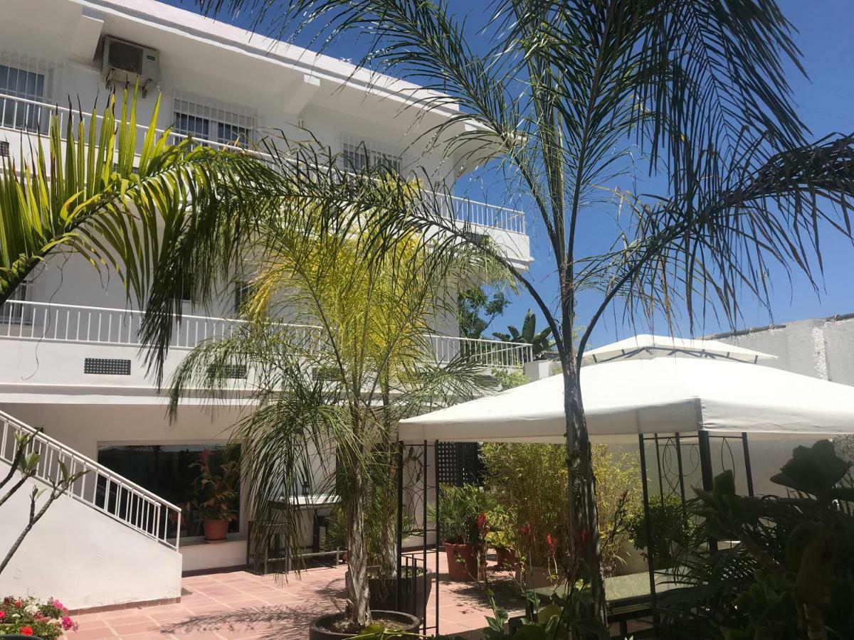 Apartamentos Turisticos La Mundial Málaga Extérieur photo