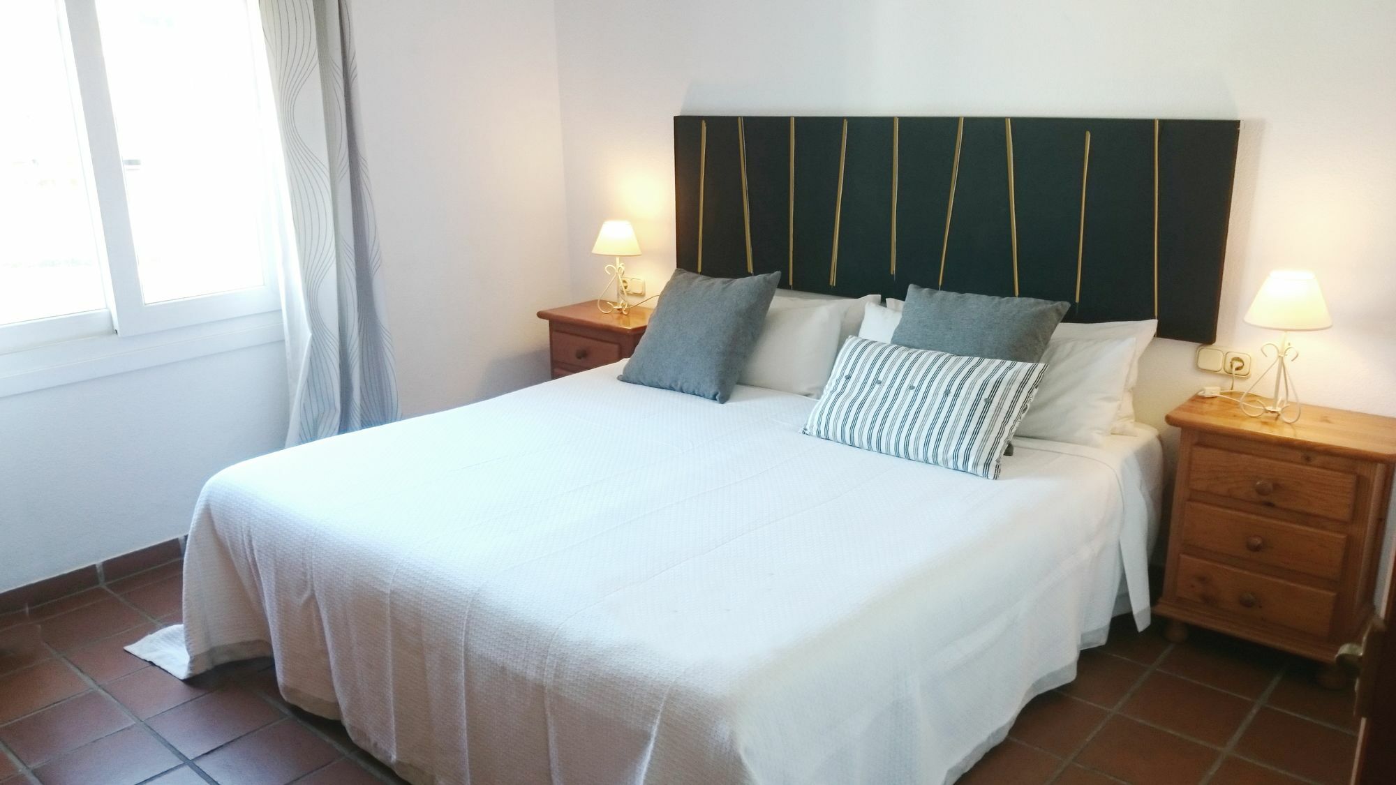 Apartamentos Turisticos La Mundial Málaga Extérieur photo
