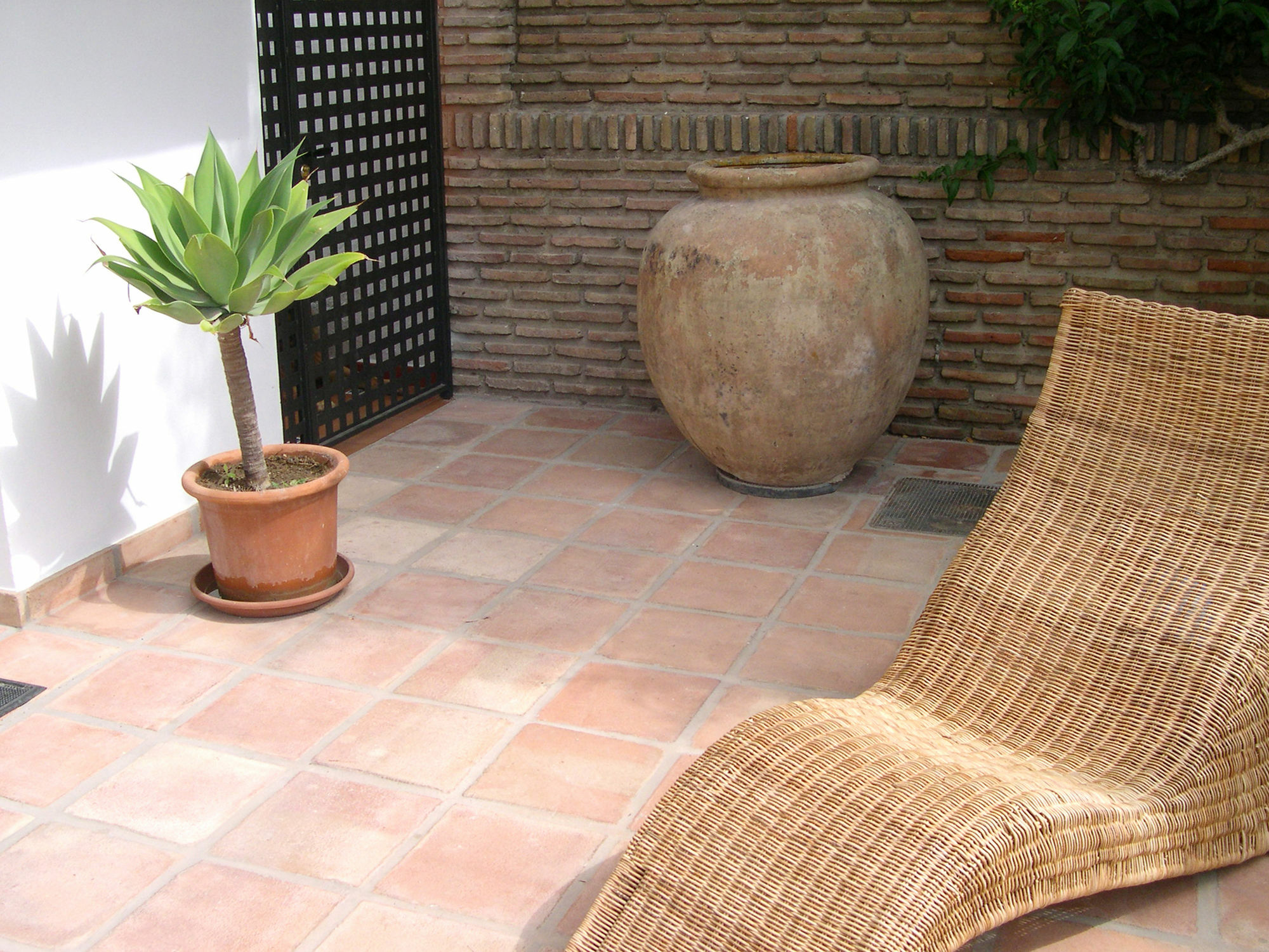 Apartamentos Turisticos La Mundial Málaga Extérieur photo
